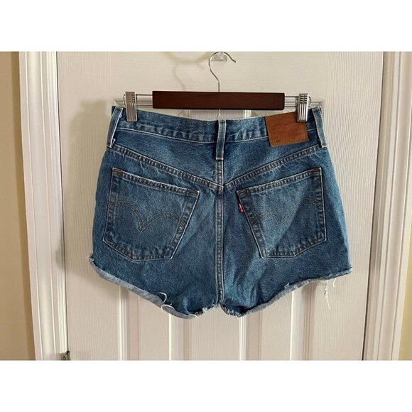 Levi Jean Shorts - Picture 2 of 3